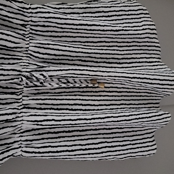 Romper - Picture 4 of 4